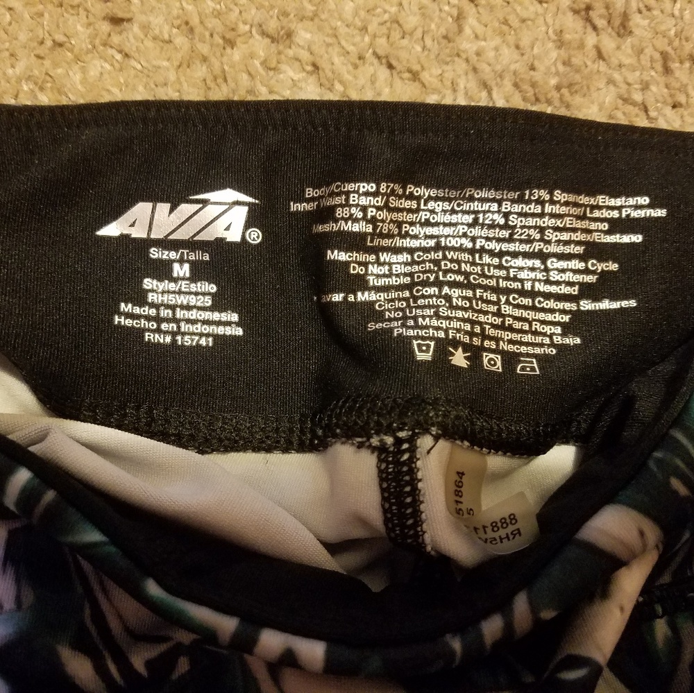 Leggings - Picture 2 of 3